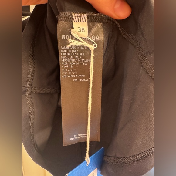 Authentic Balenciaga BRAND NEW! TAGS ON! top. - Picture 5 of 9